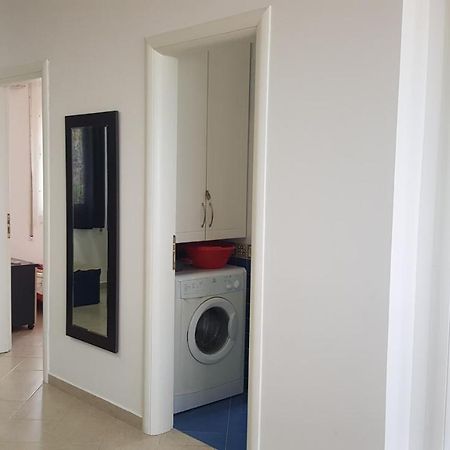 M&I Beach Apartment With Sea View Durrës Esterno foto