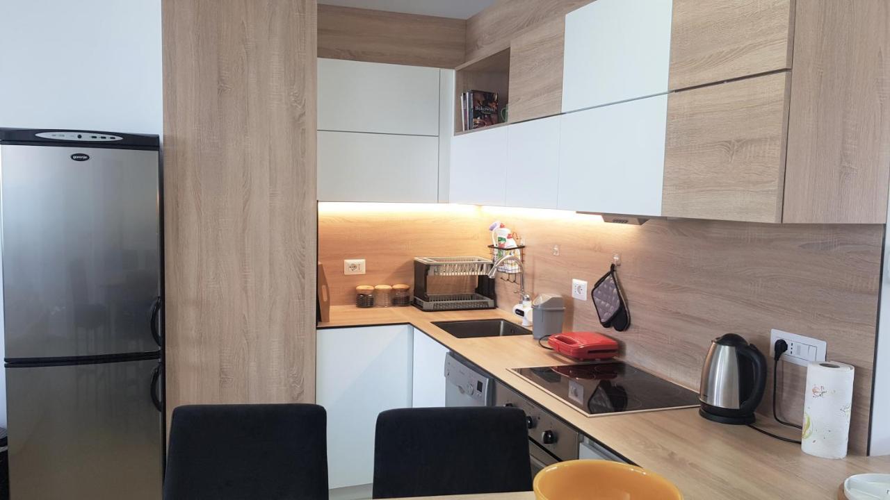 M&I Beach Apartment With Sea View Durrës Esterno foto
